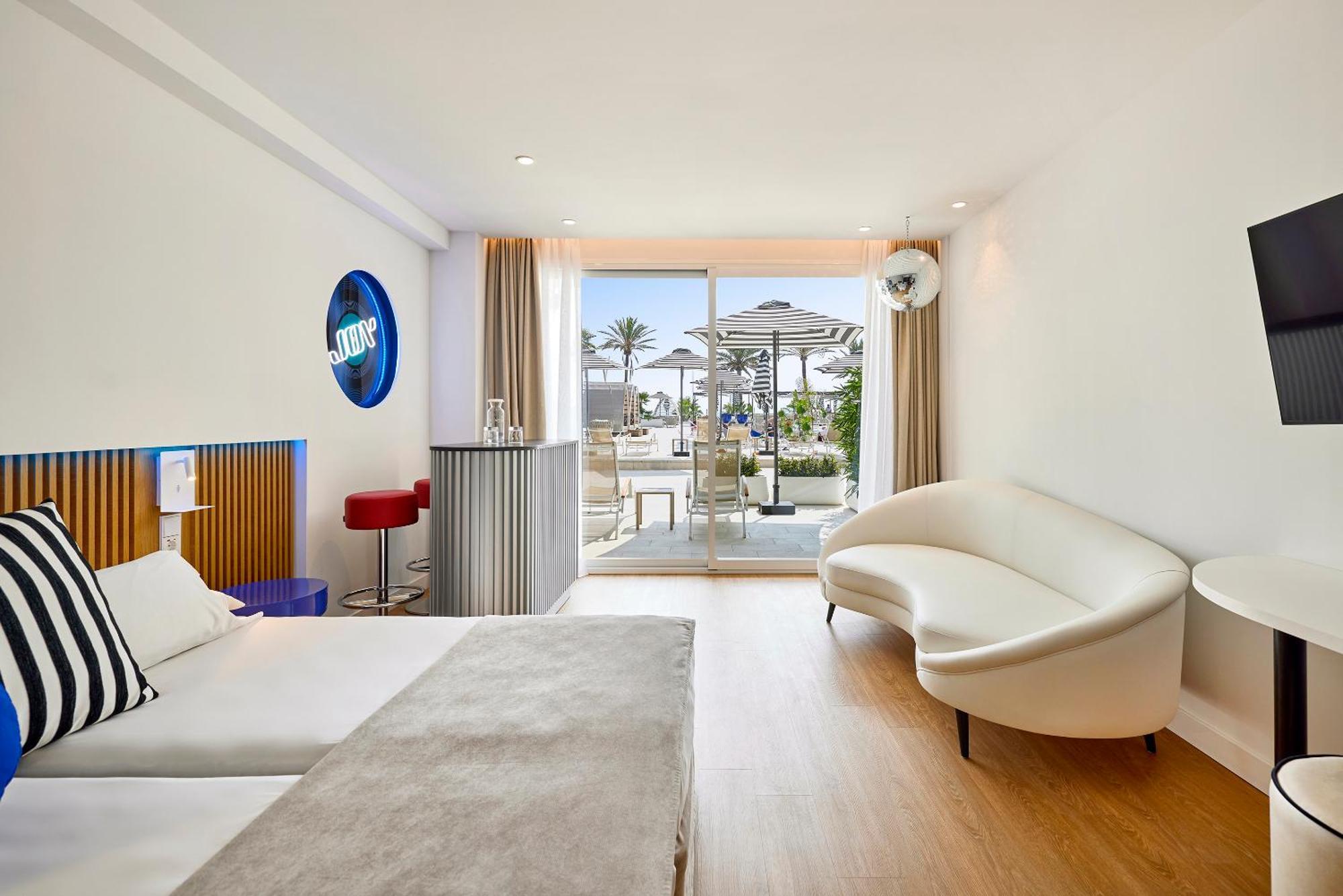Hotel Universal Neptuno - Adults Only